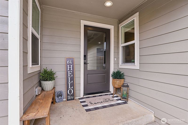 3rd image of 15211 NE 275th Circle