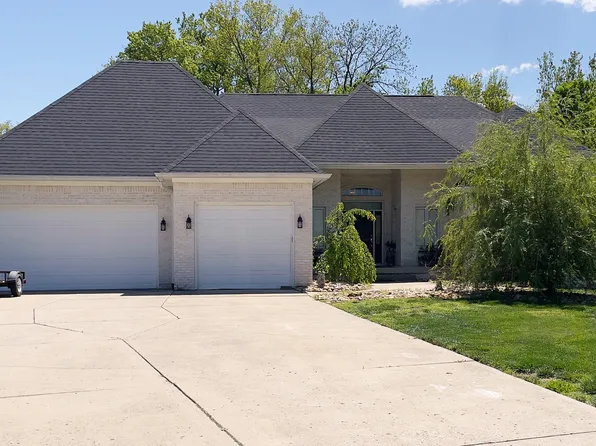 3801 Southwind Ter, Greenwood, IN 46142