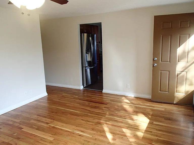 1451 S Osage St — Photo 9