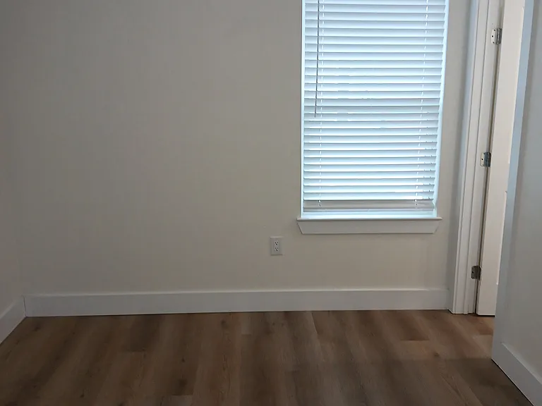 8404 Burrell Dr — Photo 12