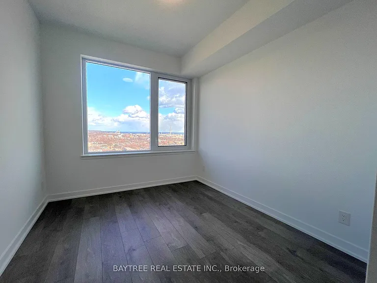 5 Defries St #2101 — Photo 2
