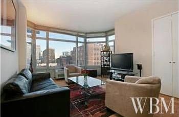 5th image of 200 E 32nd St APT 10A