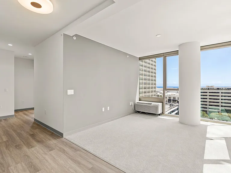 1390 Kapiolani Blvd #1302 — Photo 2