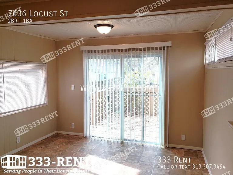 7636 Locust St — Photo 14