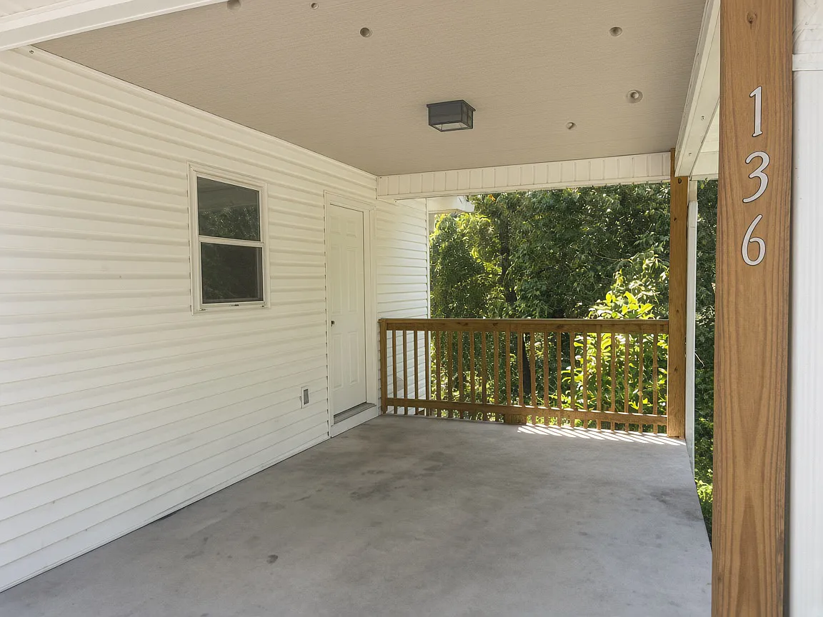 2 bed, 1425 sqft, $1,600 — Photo 1