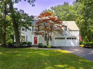 5012 Forest Rd, Lewiston, NY 14092