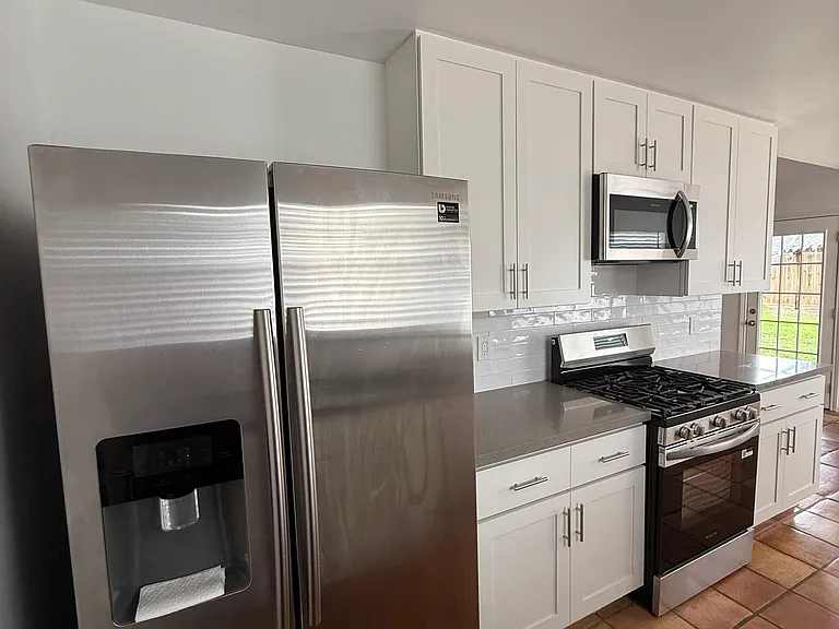 Kitchen with ice maker