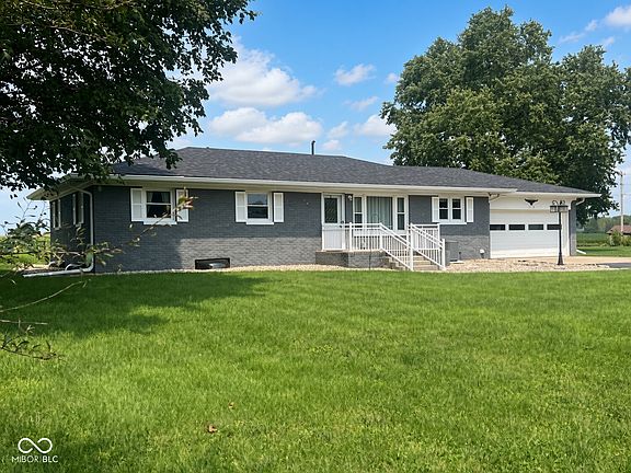 3rd image of 310 N Murnan Ln