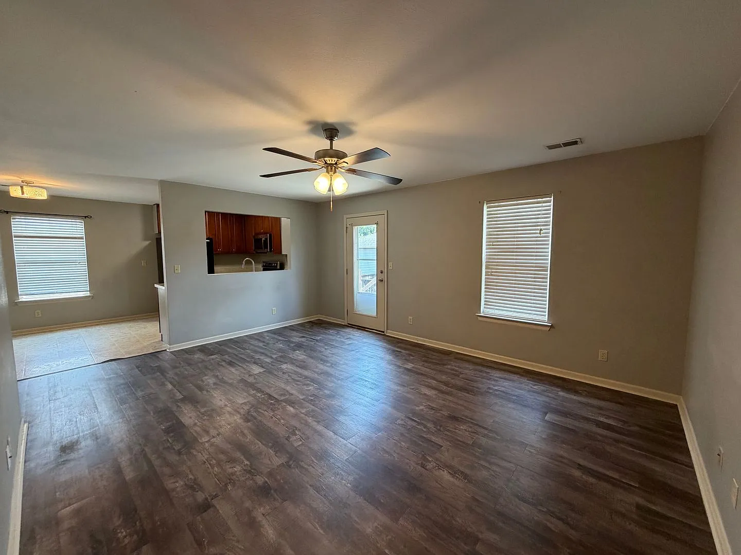3 Bed 2 Bath home Close to Fort Leonardwood — Photo 4