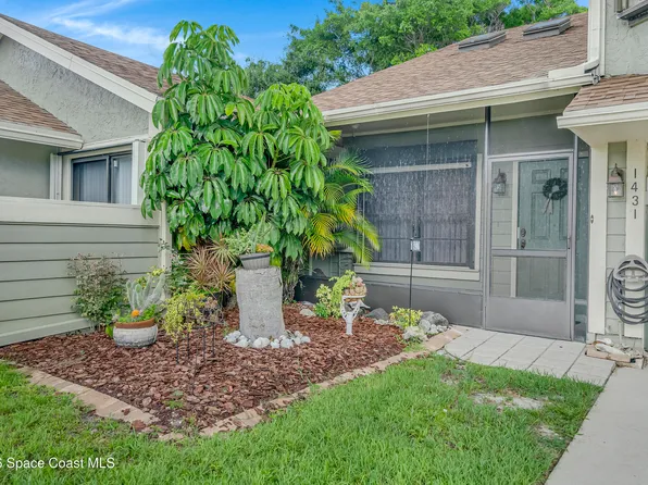 1431 SE Ashville Ct, Port Saint Lucie, FL 34952