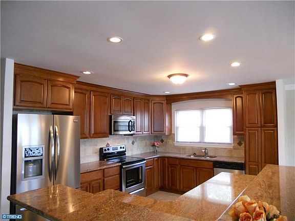 3rd image of 117 Boyer Dr