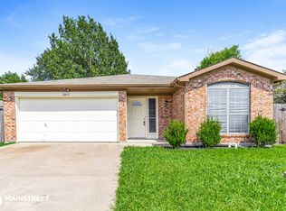 2077 Paint Pony Ln, Keller, TX 76248