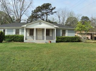 2405 Whispering Pines Cir, Albany, GA 31707