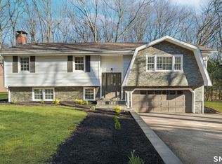 507 Little Meadow Rd, Guilford, CT 06437