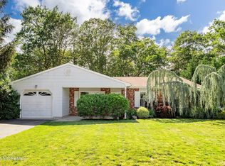 38 Cherry Ln, Howell, NJ 07731