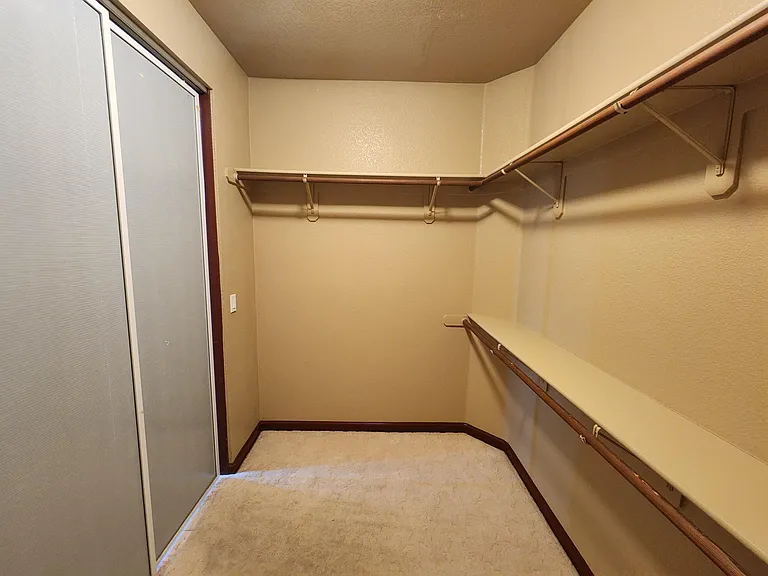 794 Newton Ct — Photo 22