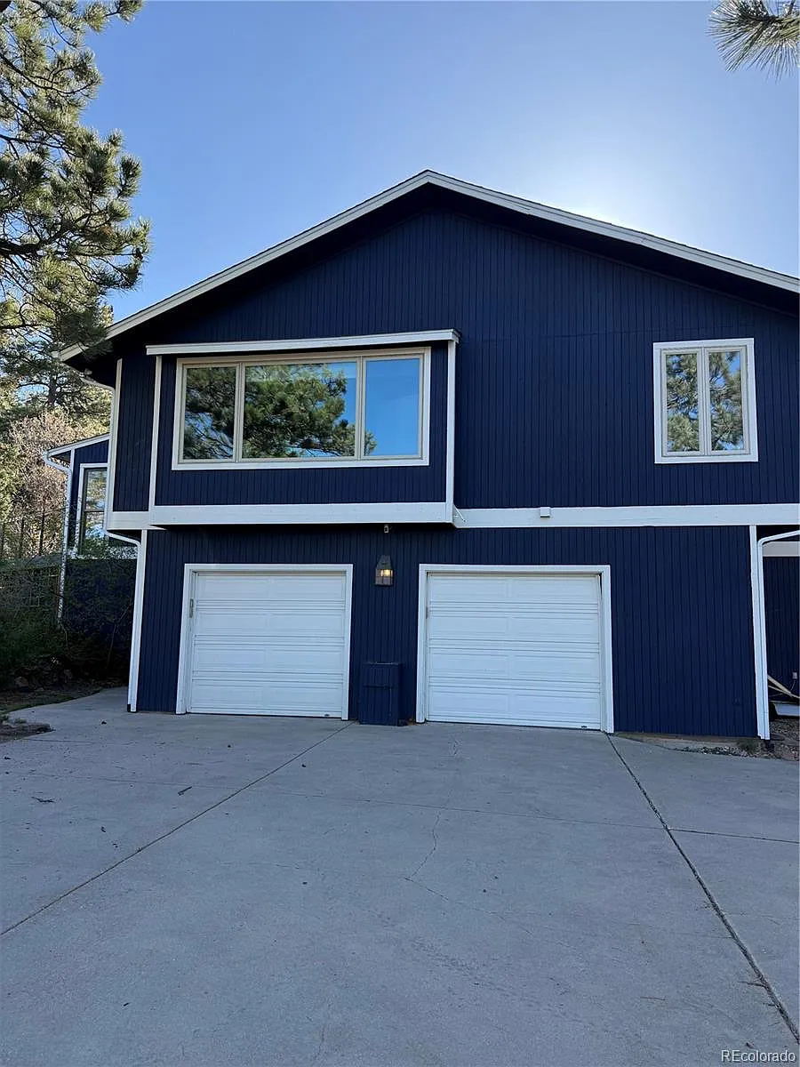 Building Photo - 1030 E Possee Rd
