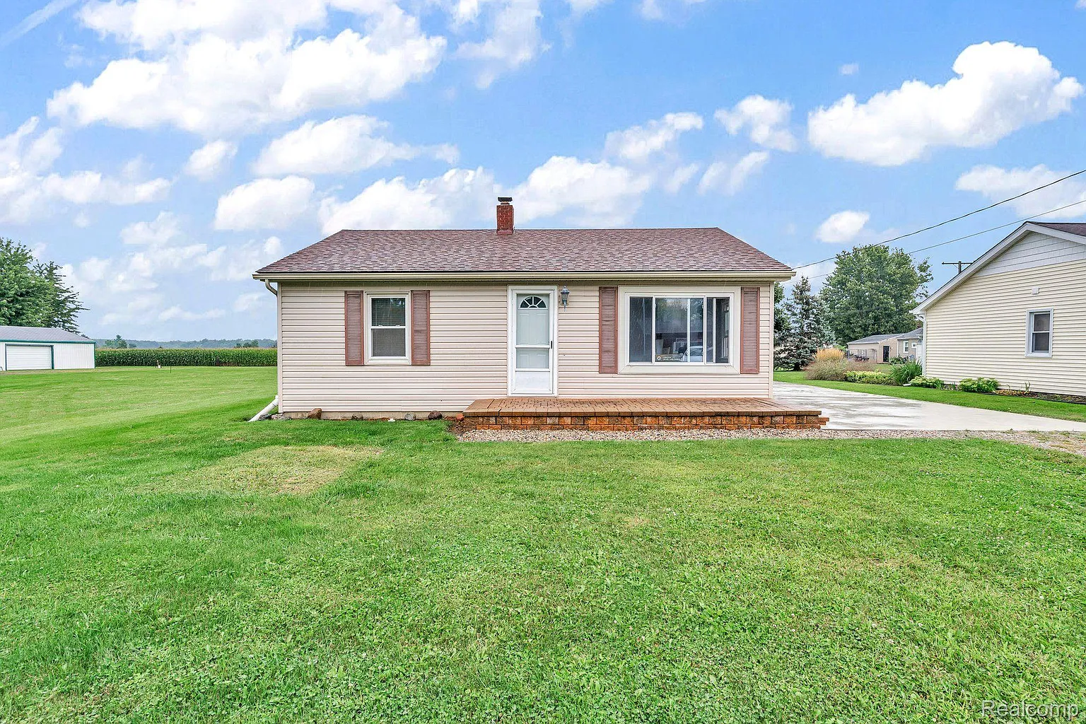 1024 Capac Rd photo 1