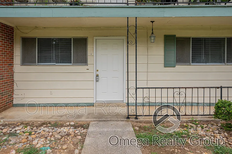 Martin Villa Apartments — Photo 4