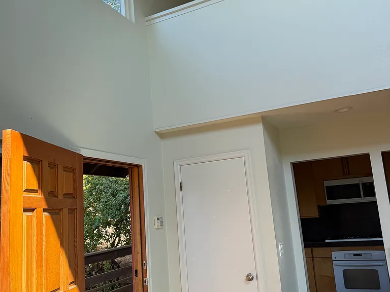 Looking toward Kitchen from Living Room