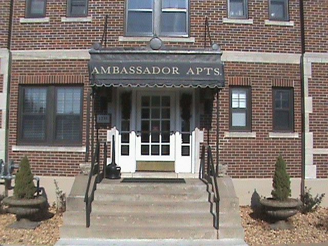 2nd image of 1235 E Elm St APT B3