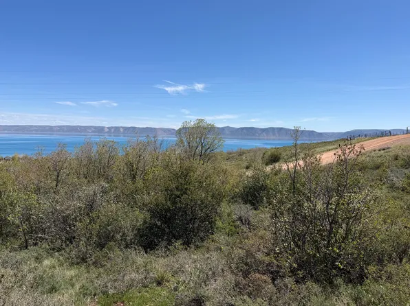 1317 N Trapper Loop, Garden City, UT 84028