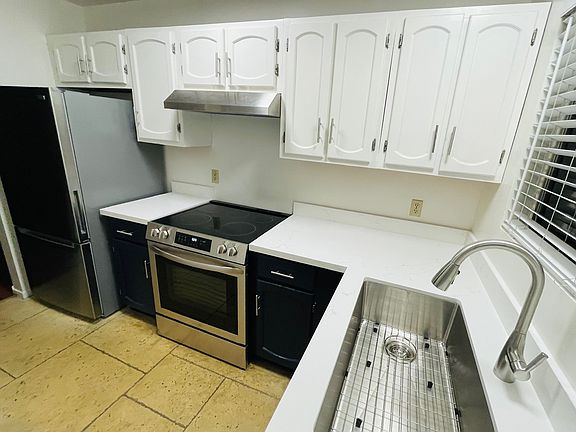 3rd image of 1177 Smith Ave APT 3