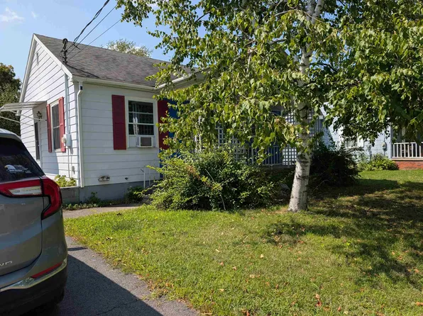 119 Beach St, Massena, NY 13662