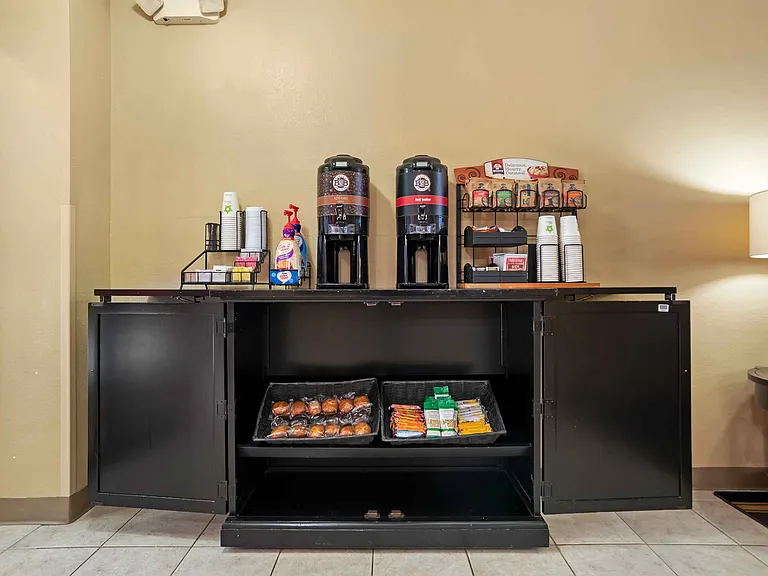 Free Grab-and-Go Breakfast