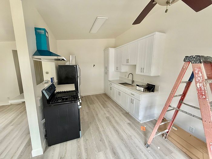 2nd image of 412 Ford Rd APT B