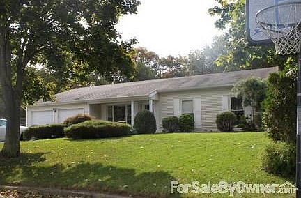 2nd image of 40 Gina Ct