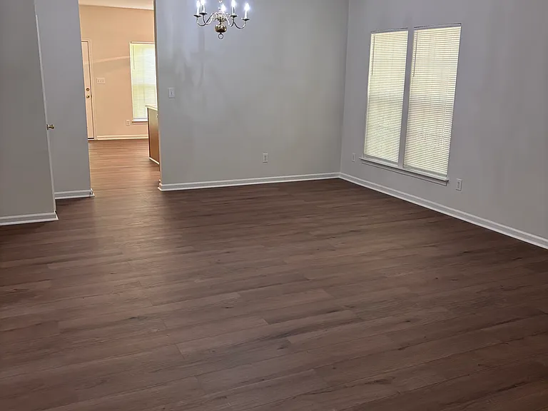 214 Privette St — Photo 2