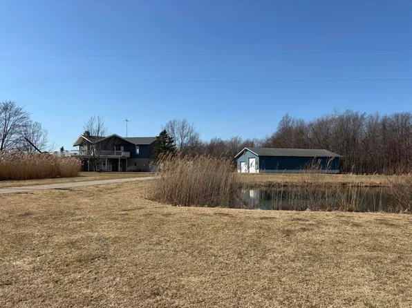 64600 67 1/2 St, Hartford, MI 49057