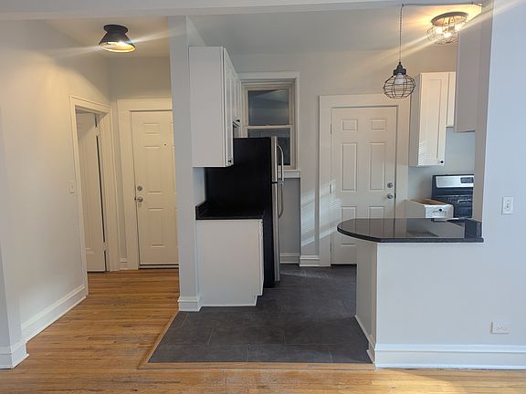 4th image of 2121 N Campbell Ave APT 2F
