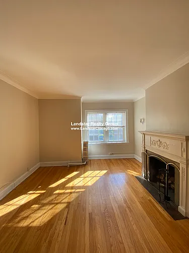 1452 Oak Ave Photo 1