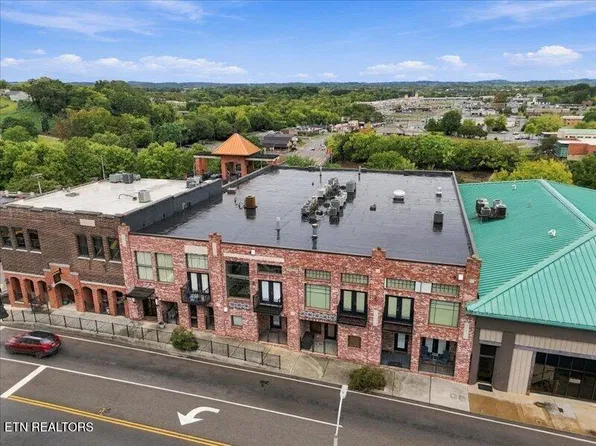 149 E Harper Ave #149, Maryville, TN 37804