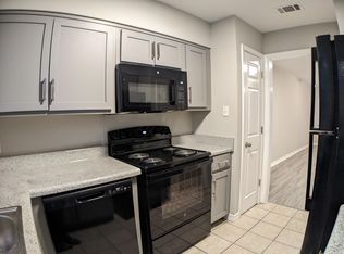 529 E Pass Rd #Y, Gulfport, MS 39507