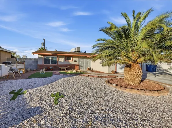 5808 Marka Dr, Las Vegas, NV 89108