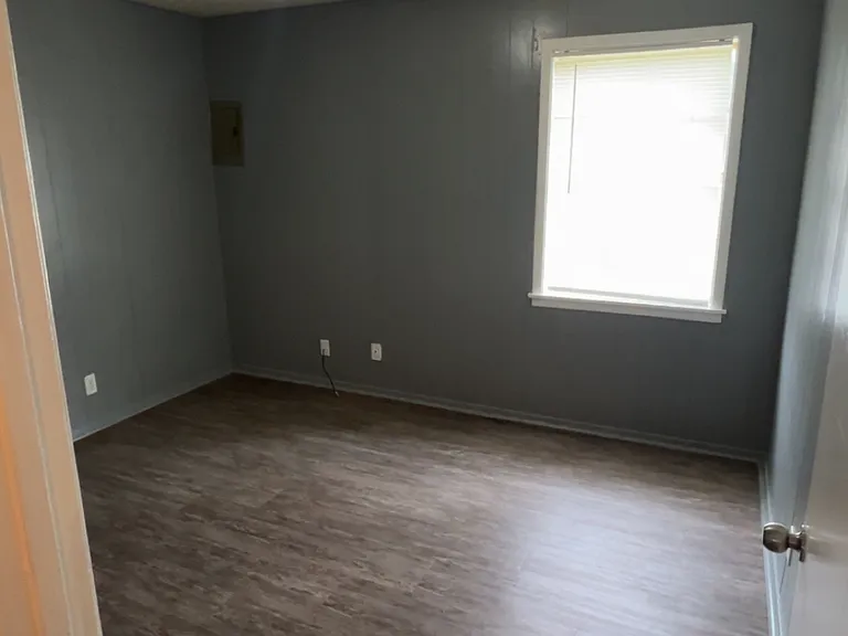 502 1st St #3 — Photo 6
