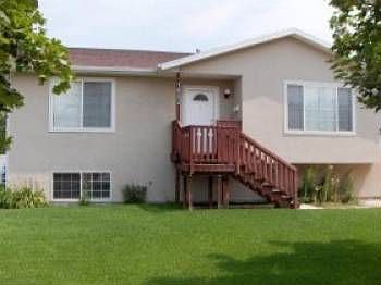 1st image of 1083 E Larkspur Dr