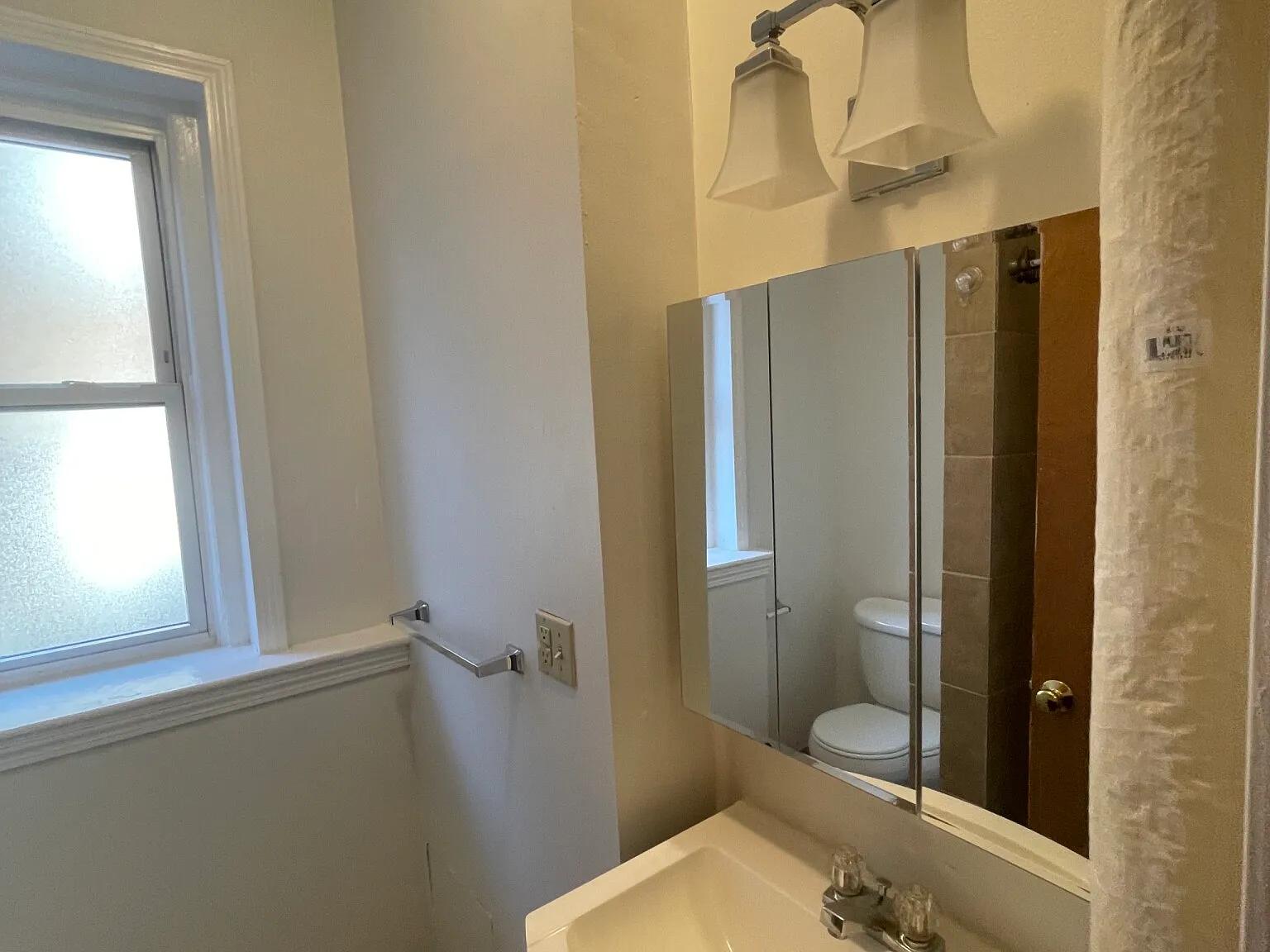 1 bed, 480 sqft, $2,200 — Photo 3