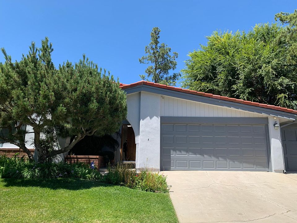 1st image of 21235 Bellini Dr