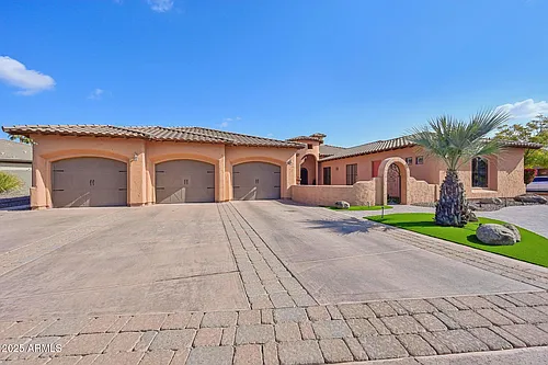 351 N Cloverfield Cir Photo 1