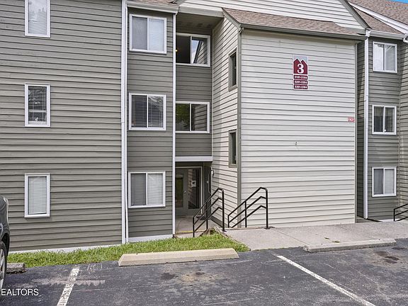 4th image of 1260 Ski View Dr #3201