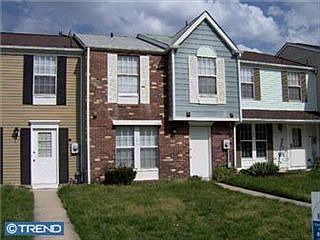 2nd image of 199 Villa Knoll Ct