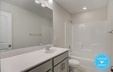 3305 Ardmore St — Photo 7