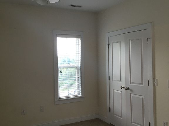 4th image of 15 Oakhurst Ave Unit 15B