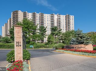 307 Yoakum Pkwy APT 1808, Alexandria, VA 22304