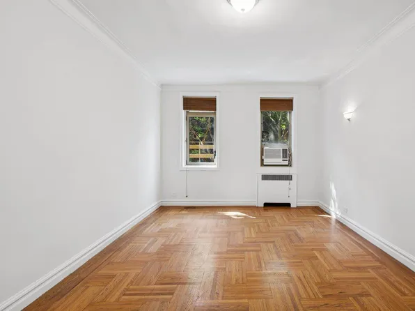 57 Park Terrace West image 5 of 16