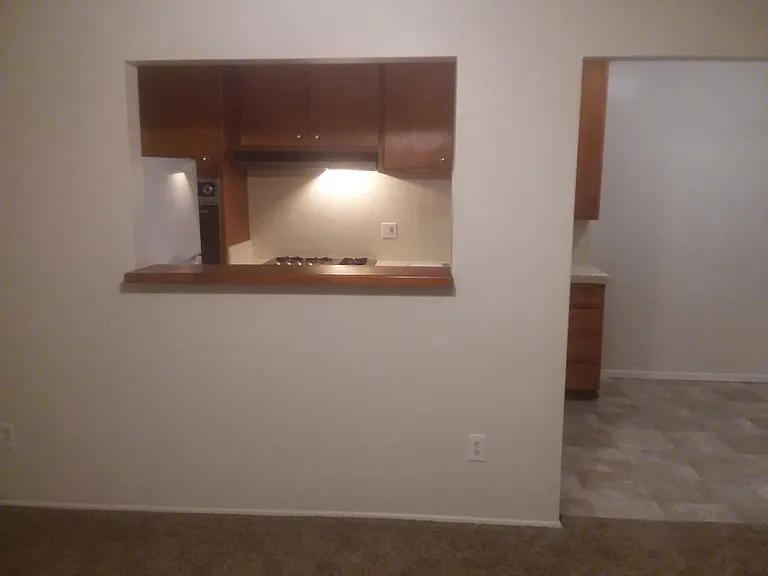 7424 Magnolia Ave #C — Photo 2